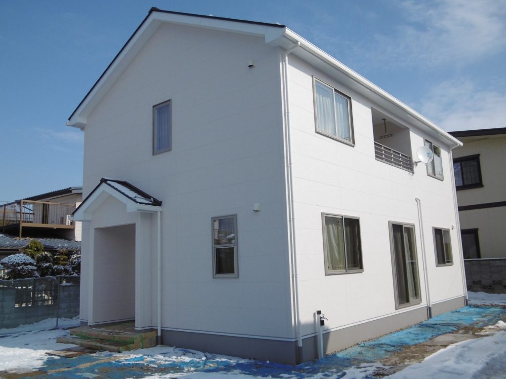 長野市：38坪 シンプルなデザインに機能性を追求した４ＬＤＫの住宅